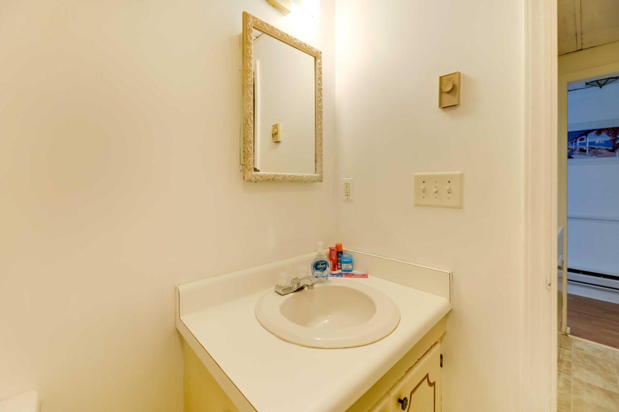 אמרלד אייל Hannahs Place - Quaint And Cozy Apt By The Beach! מראה חיצוני תמונה